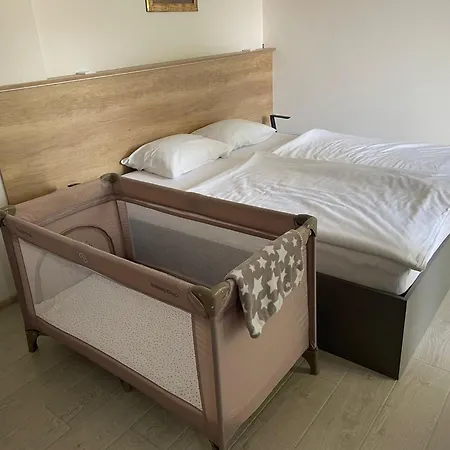 Mia - Free Parking 아파트 모스타르