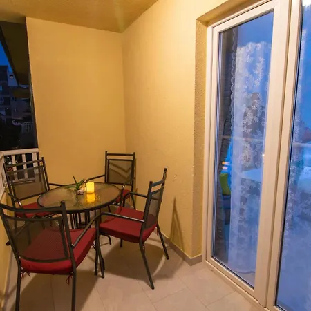 Mia - Free Parking Apartman *